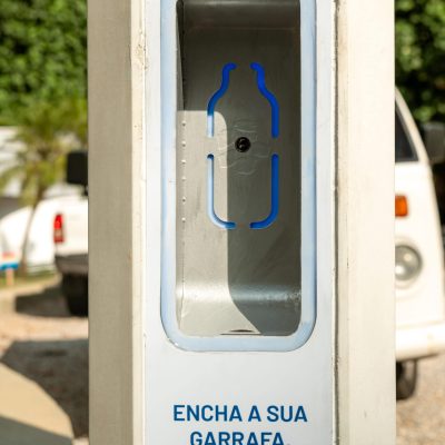 Descubra como a ERA Digital da RefilMe está transformando a hidratação e publicidade em espaços urbanos. Uma inovação sustentável que une conforto e marketing criativo. Leia mais sobre essa revolução em nosso último artigo!